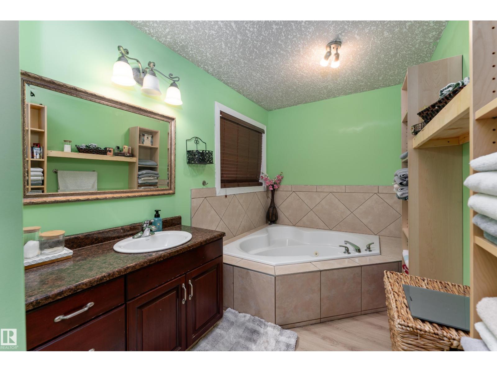 16613 58a St Nw Property Photo 28