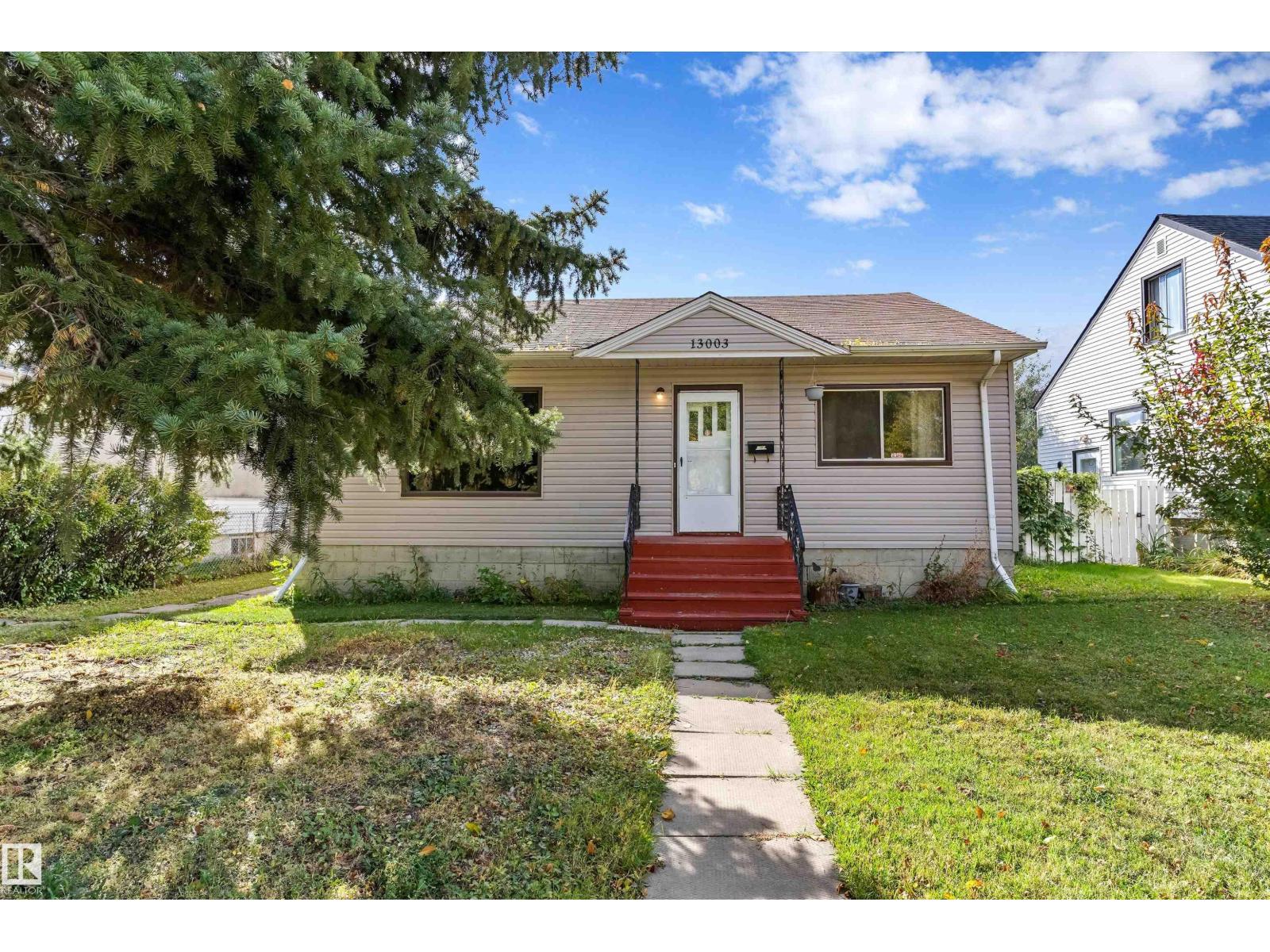 13003 Sherbrooke Av Nw Property Photo 2