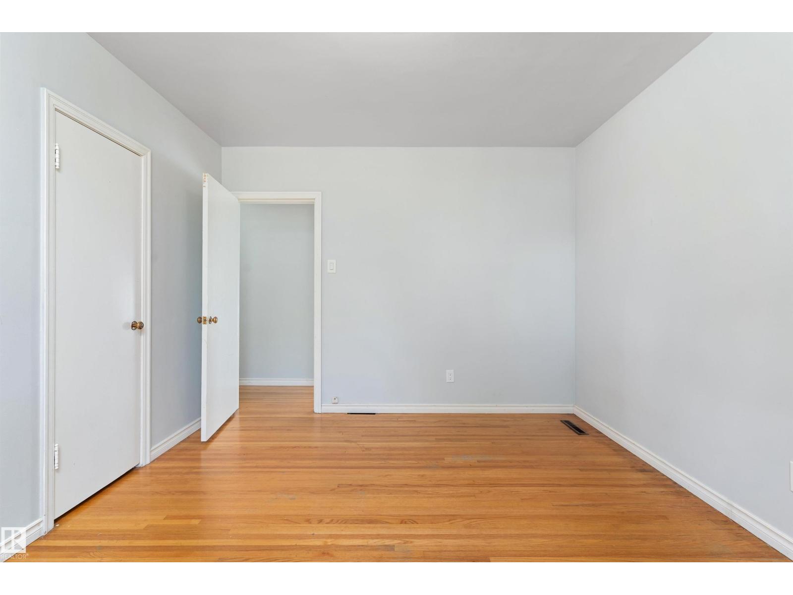 13003 Sherbrooke Av Nw Property Photo 13