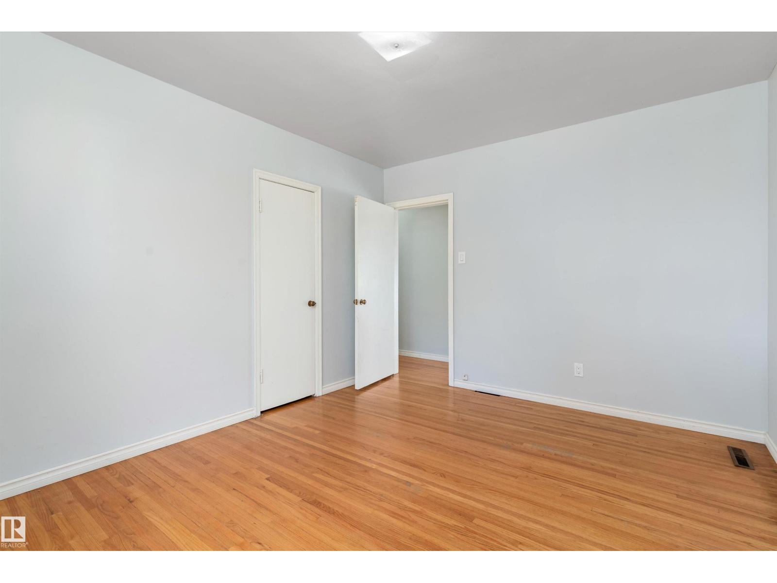 13003 Sherbrooke Av Nw Property Photo 14