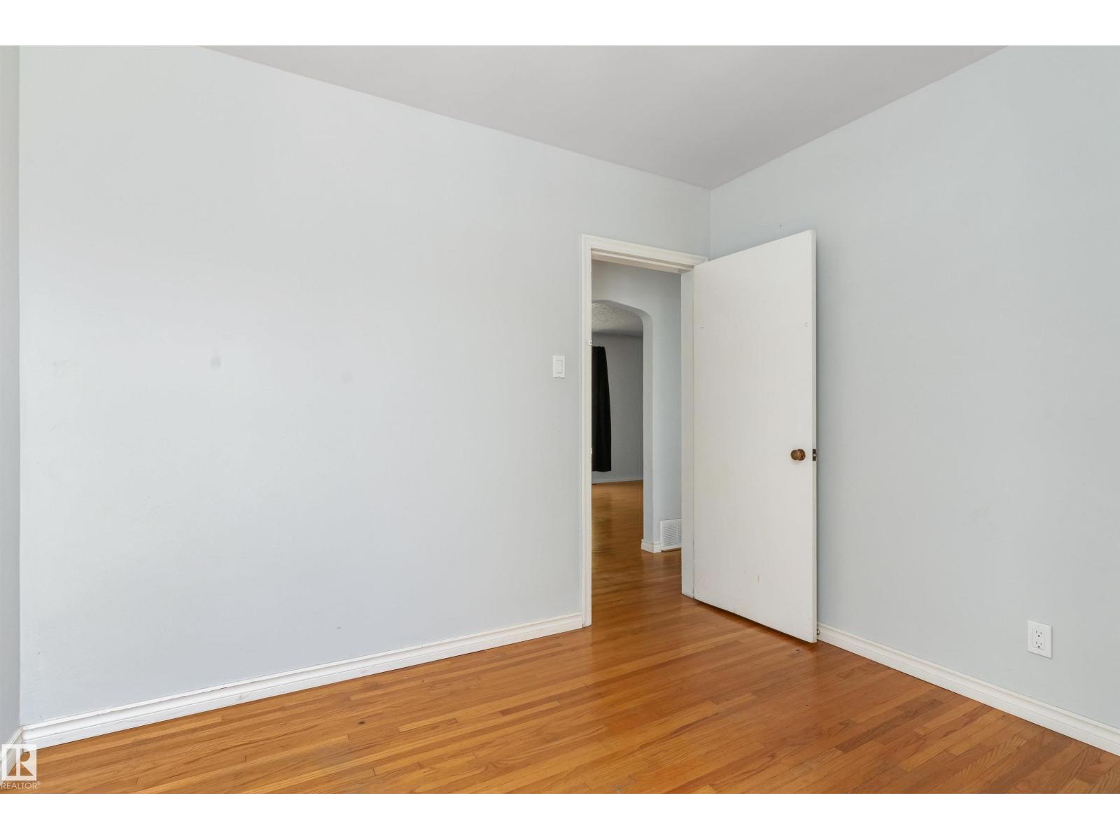 13003 Sherbrooke Av Nw Property Photo 16
