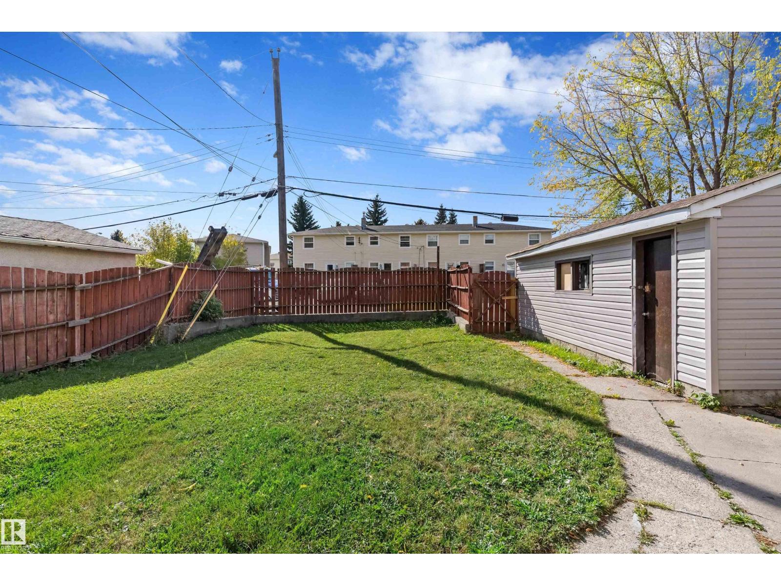 13003 Sherbrooke Av Nw Property Photo 29