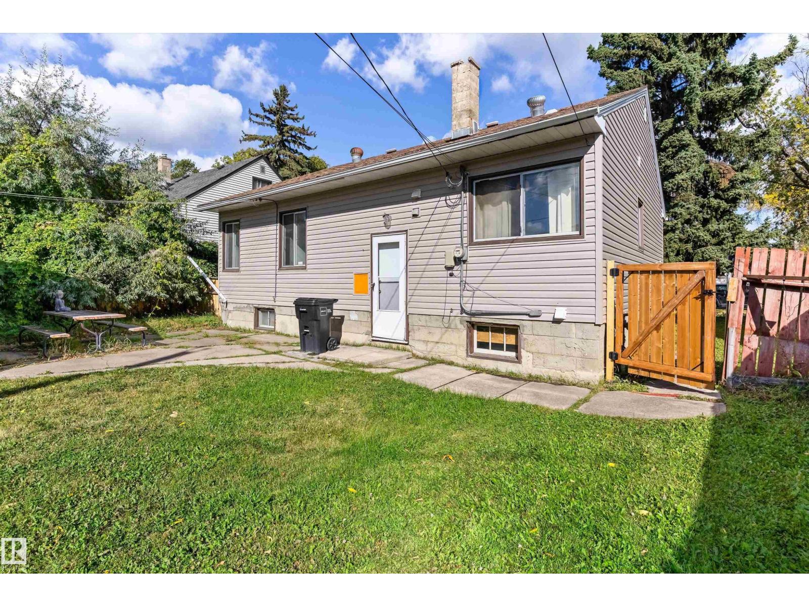 13003 Sherbrooke Av Nw Property Photo 31