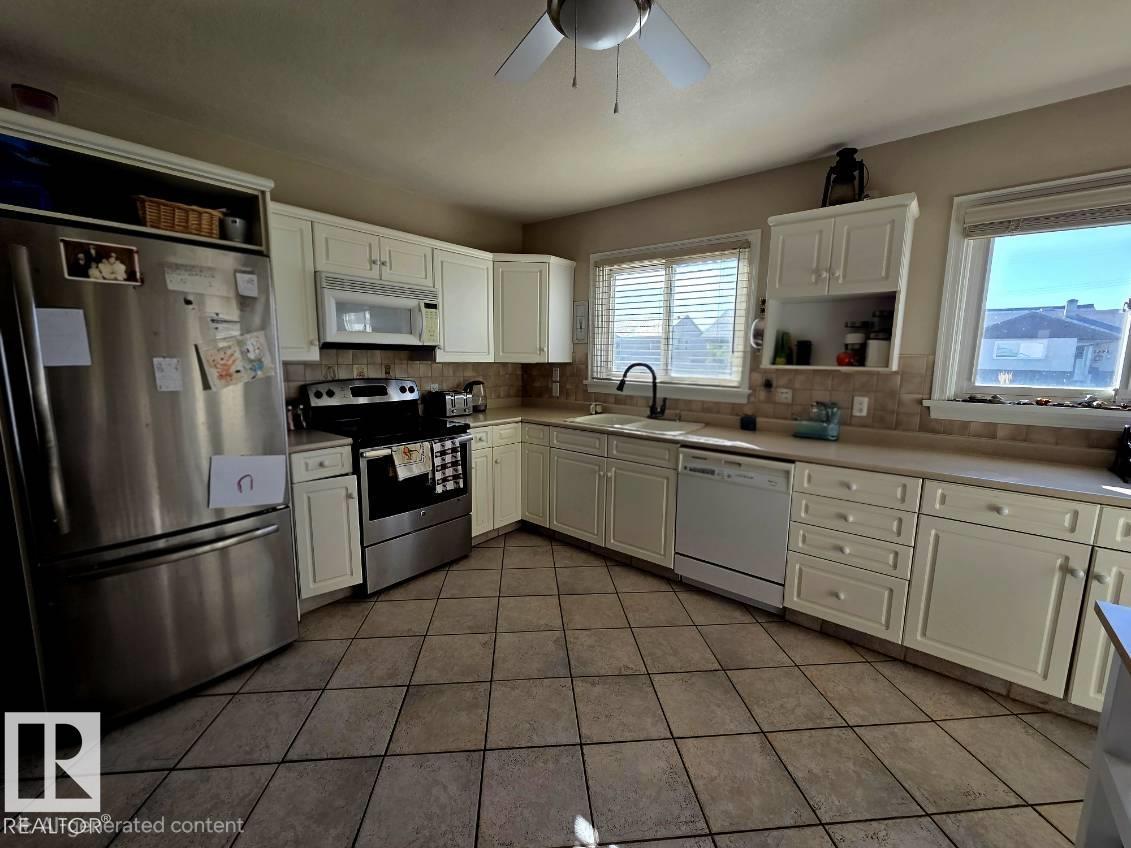 814 Turret St Property Photo 2