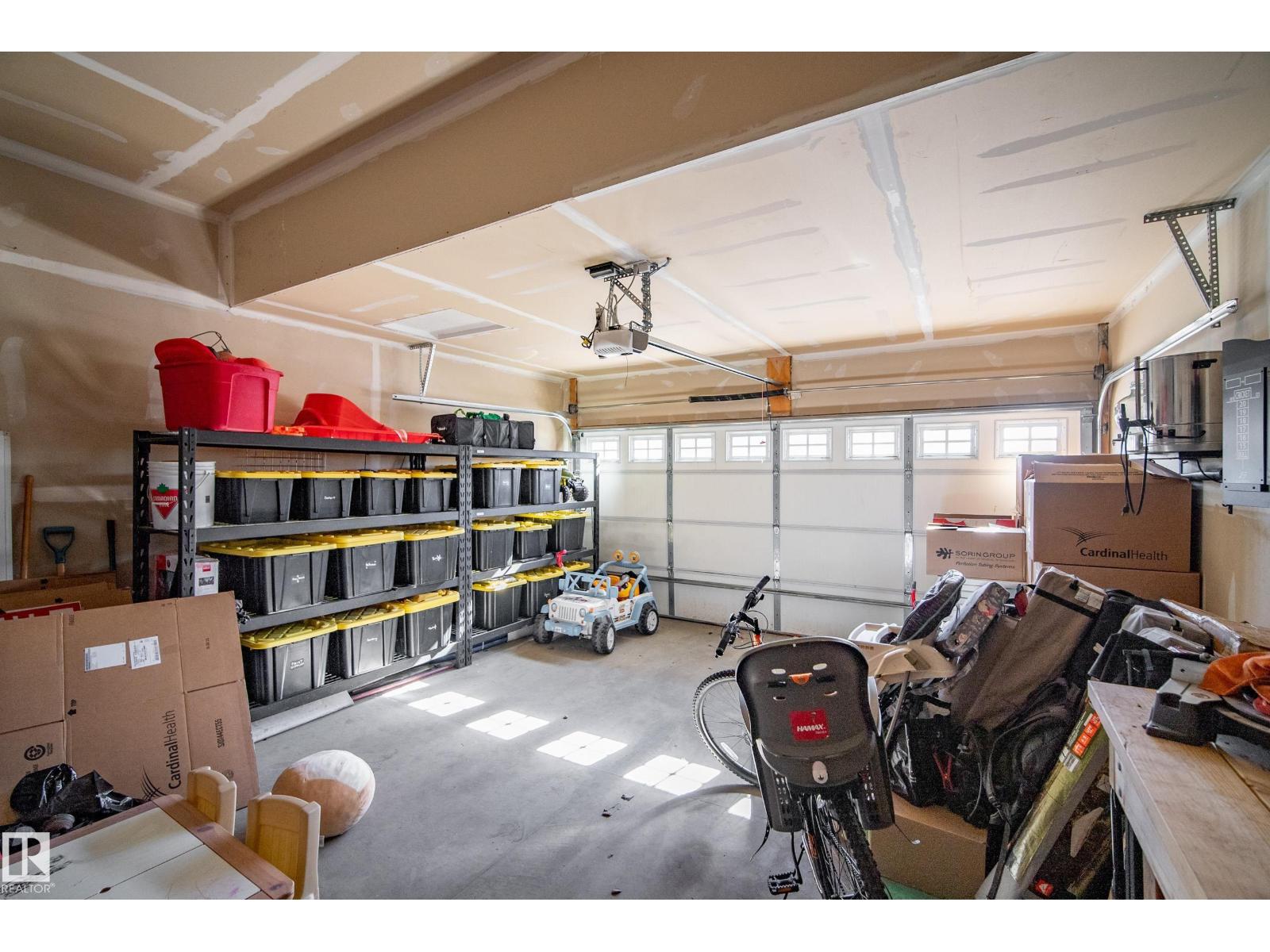 6520 59 Av Property Photo 33