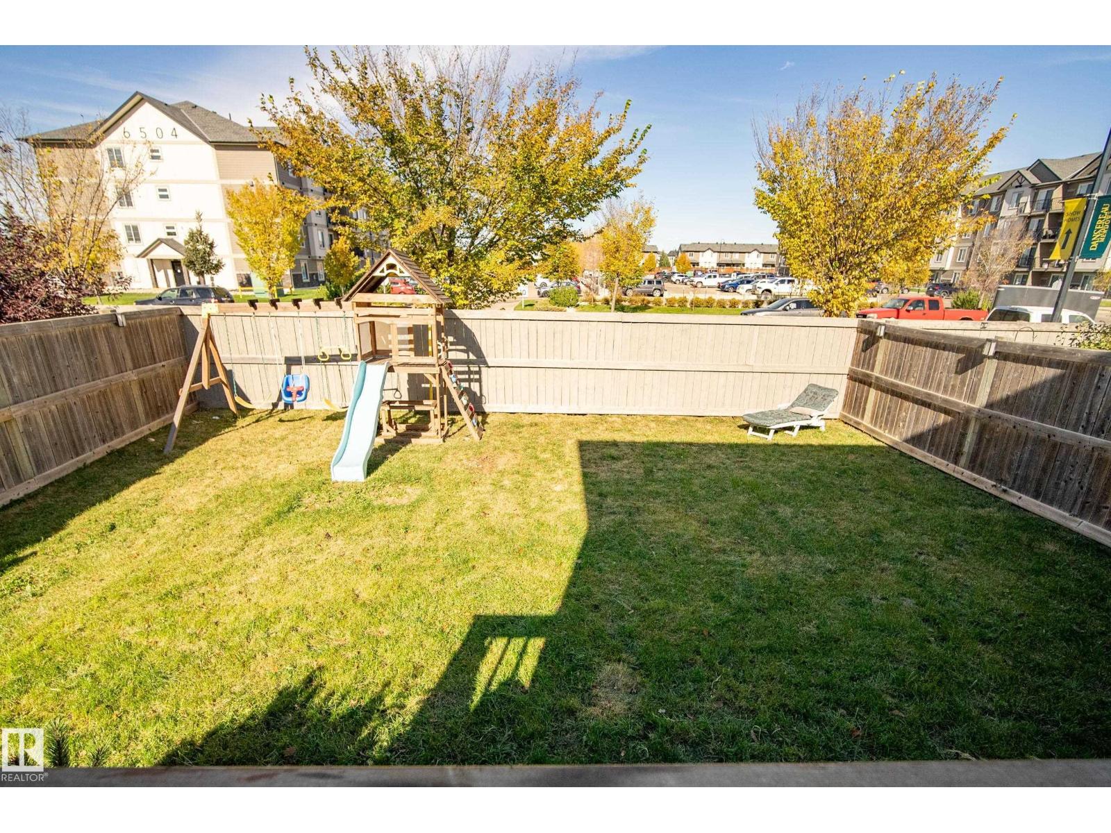 6520 59 Av Property Photo 37