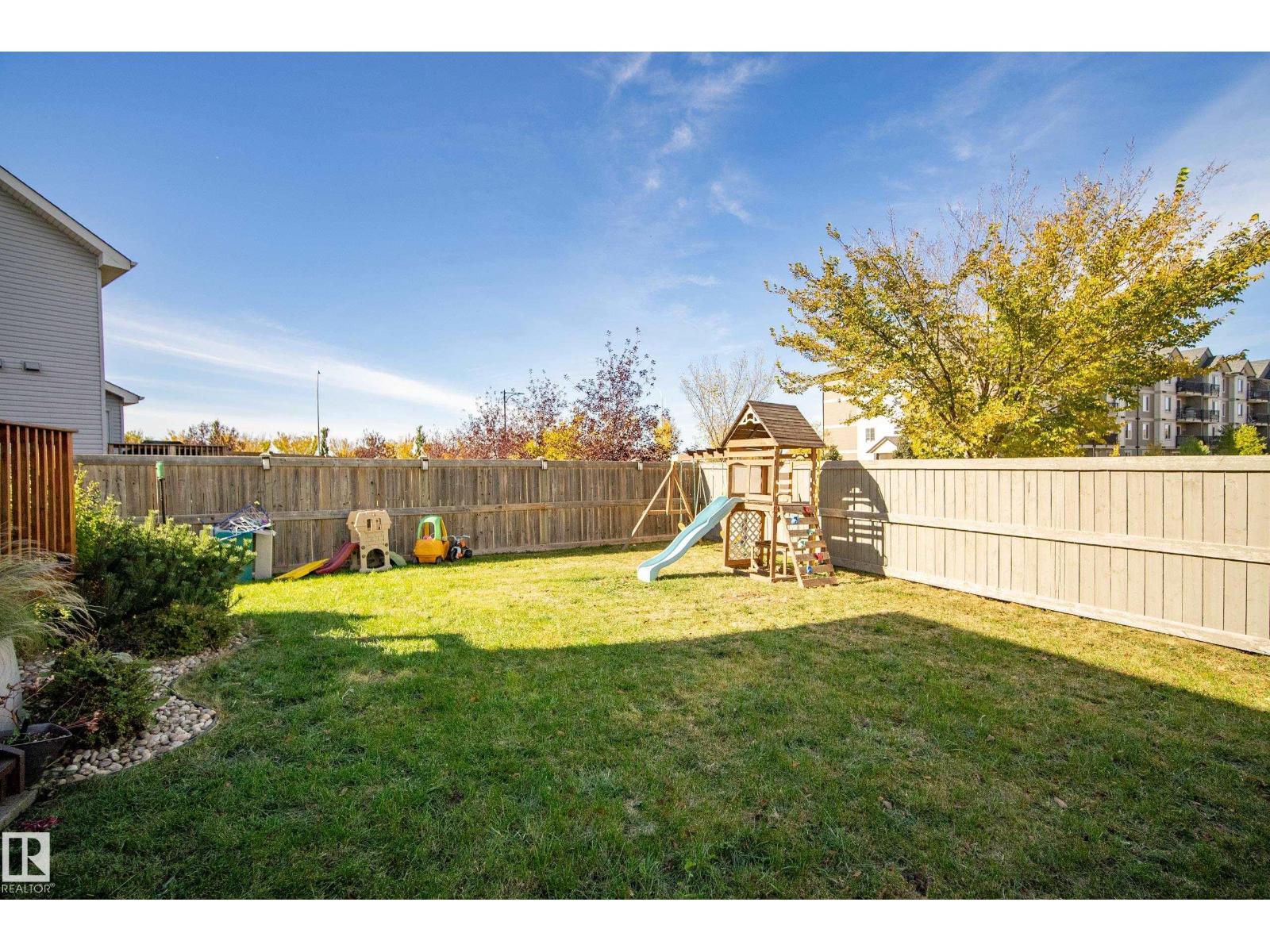 6520 59 Av Property Photo 38