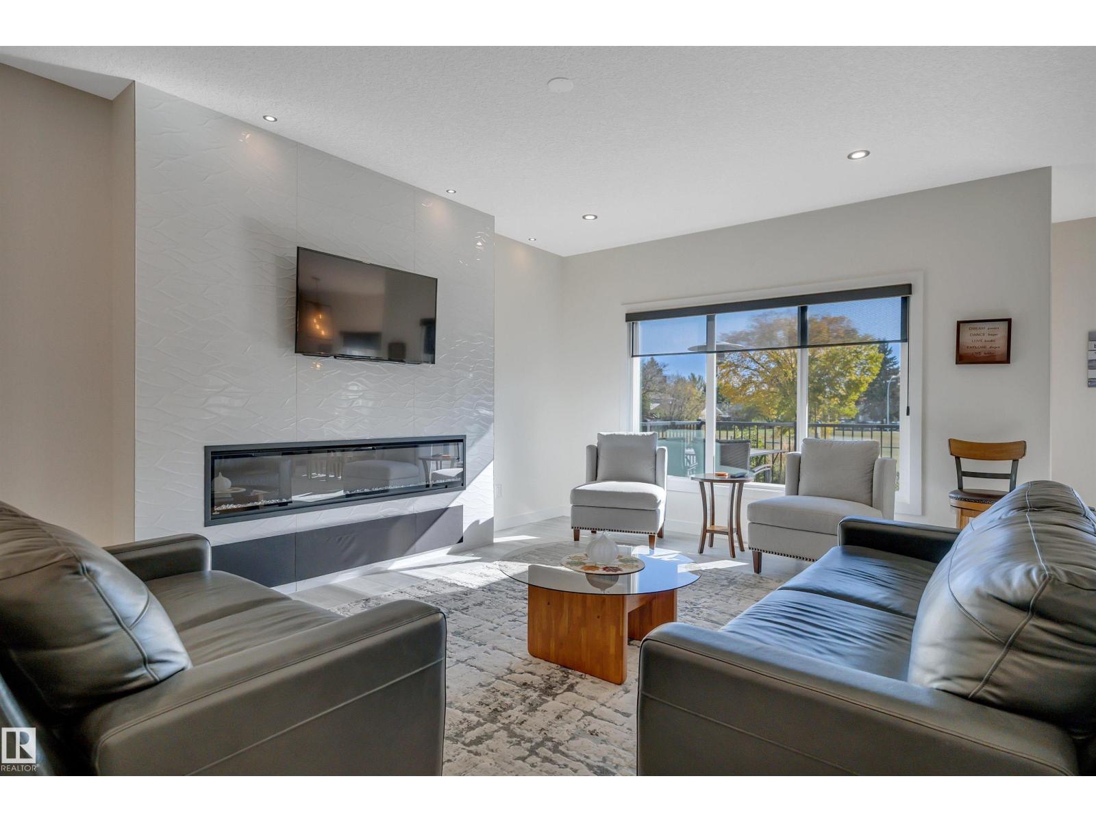 5109 57 Av Property Photo 9