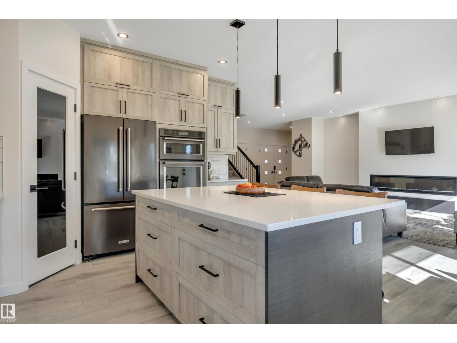 5109 57 Av Property Photo 18