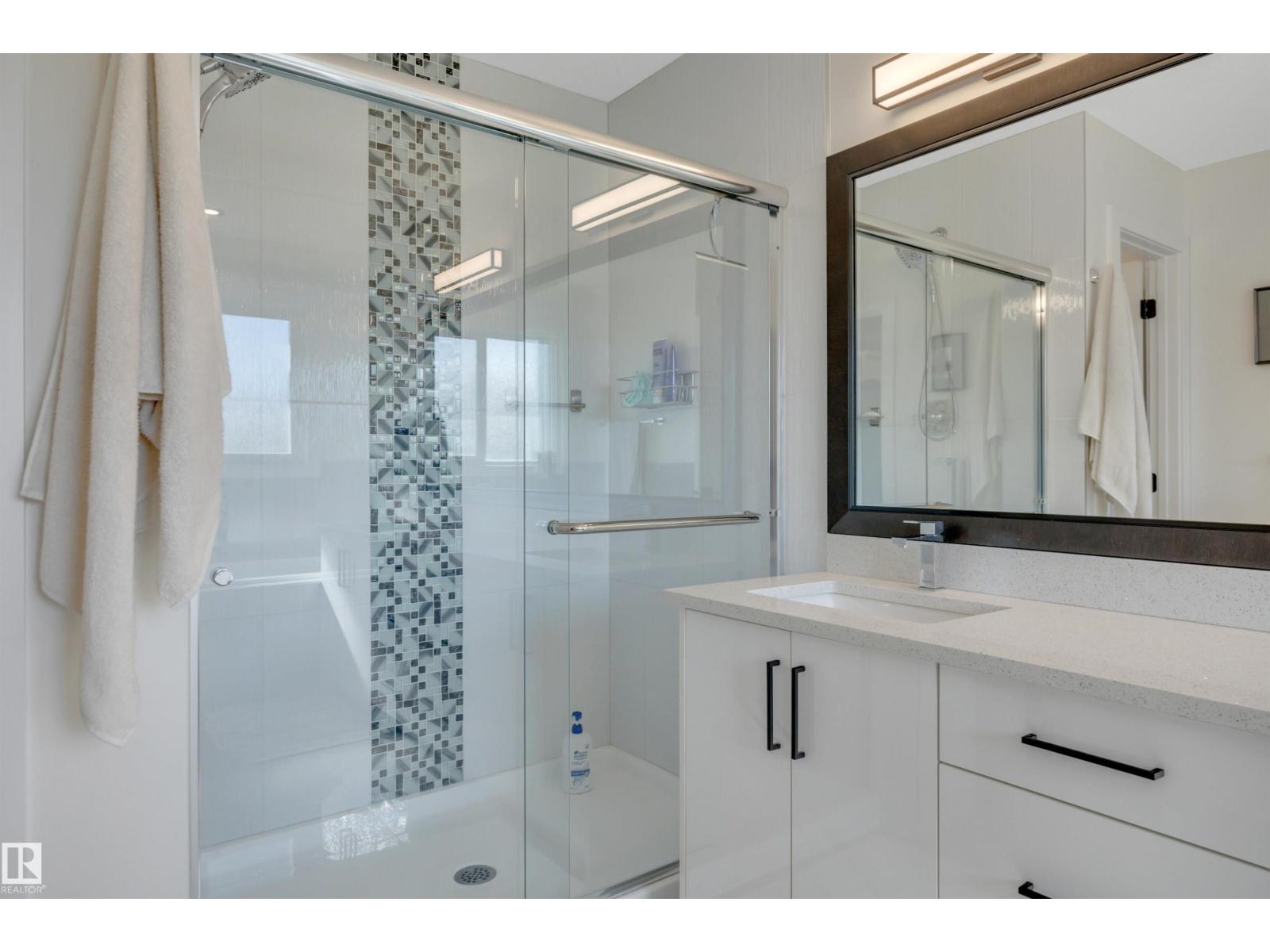 5109 57 Av Property Photo 39