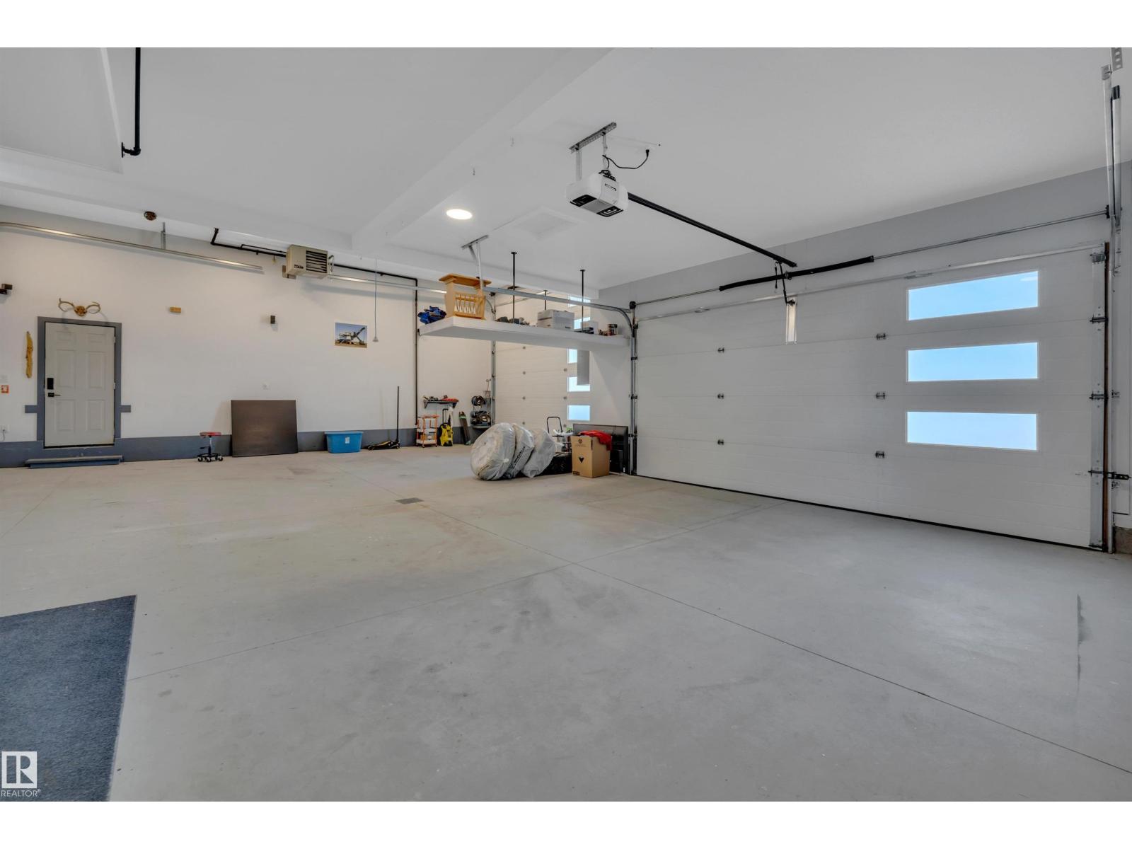 5109 57 Av Property Photo 53