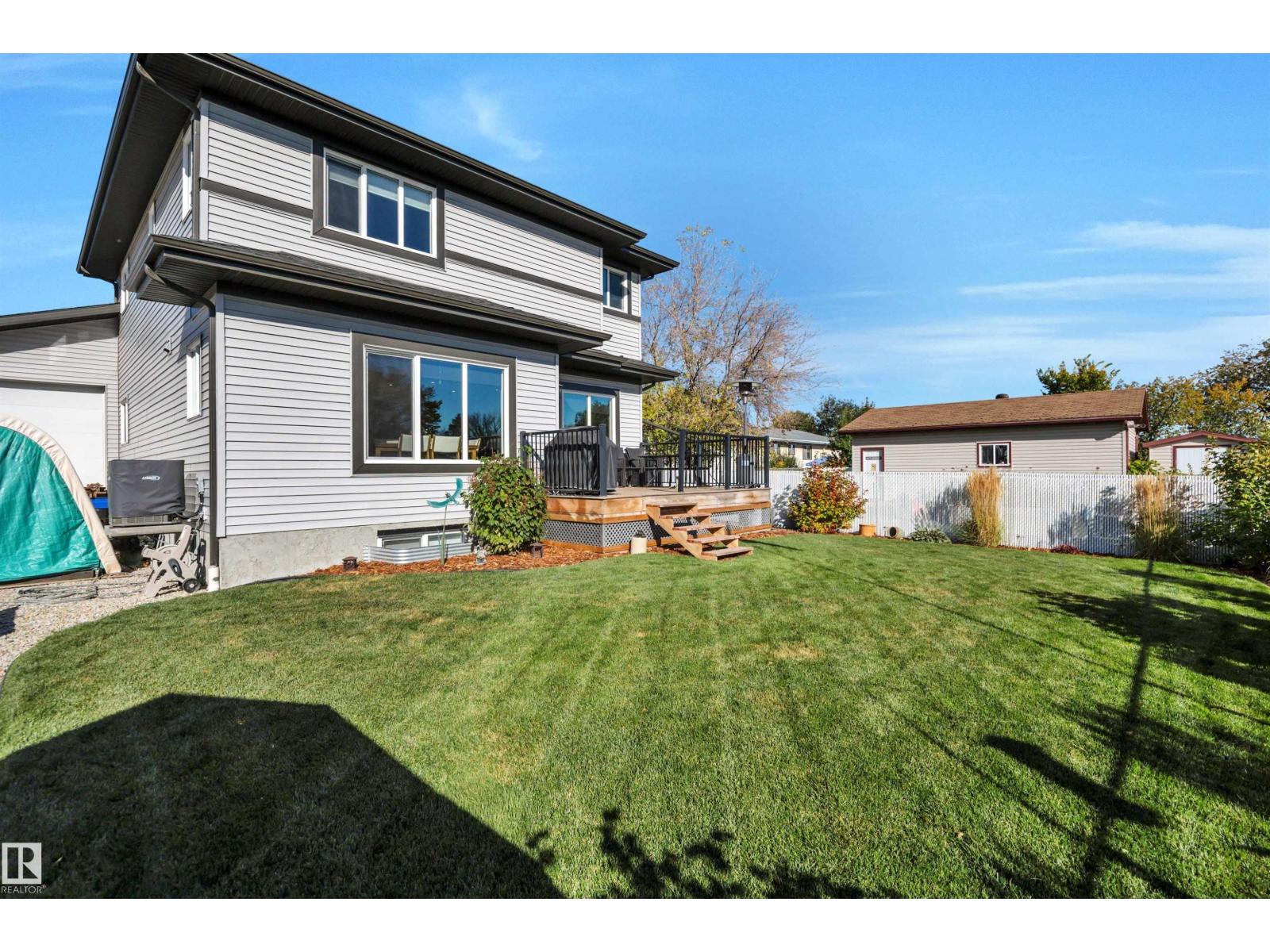 5109 57 Av Property Photo 70