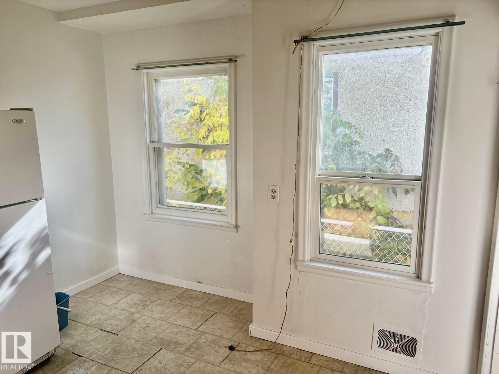 11922 69 St Nw Property Photo 15