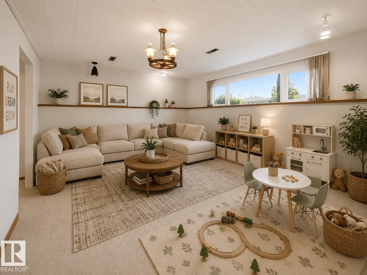 5210 43 Av Property Photo 23