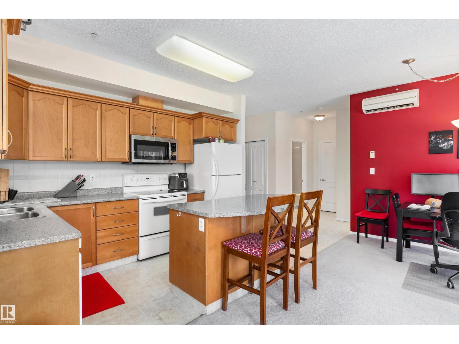 #208 12111 51 Av Nw Property Photo 7