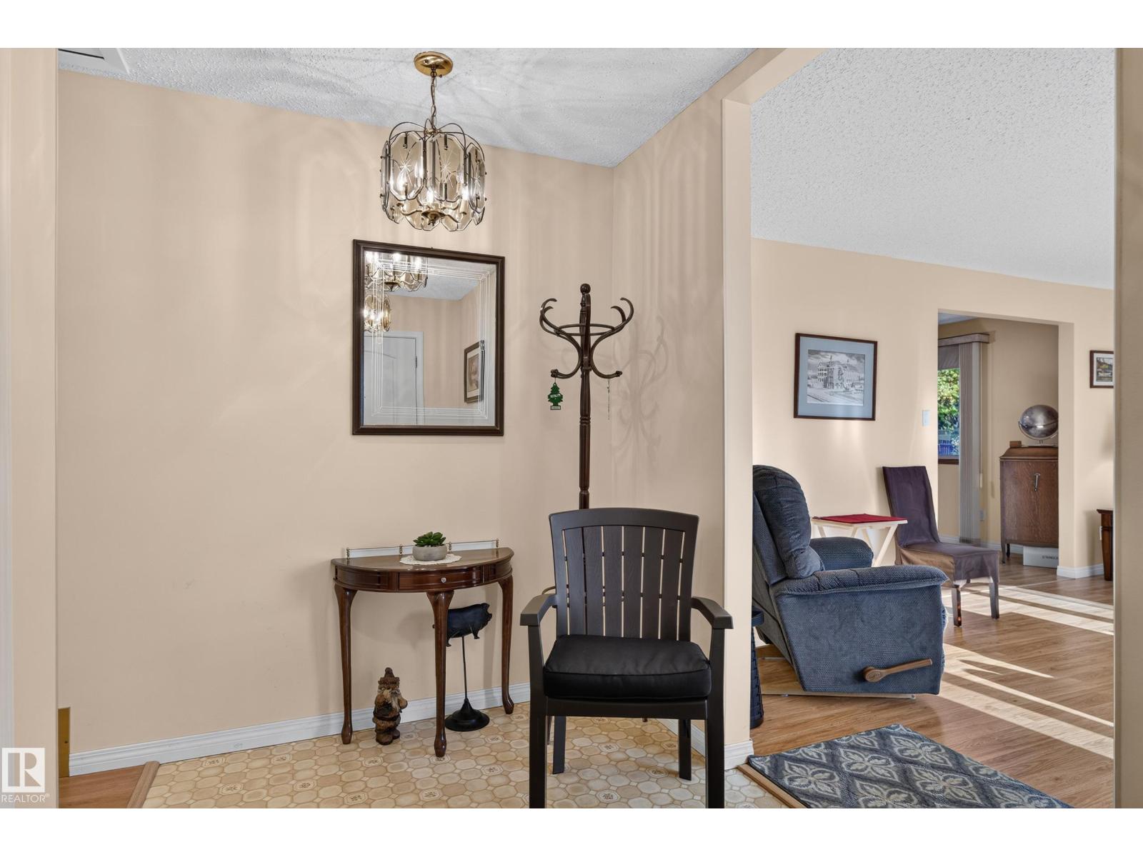 1316 85 St Nw Property Photo 6
