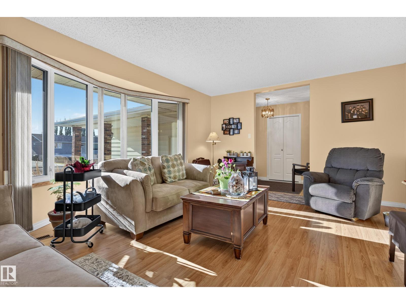 1316 85 St Nw Property Photo 8