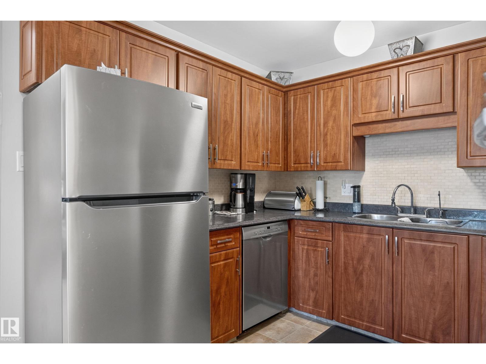 1316 85 St Nw Property Photo 16