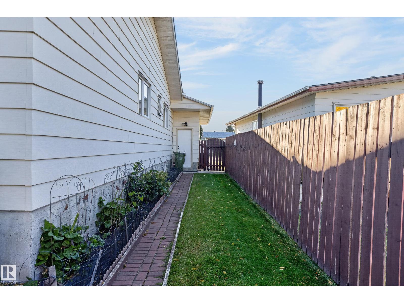 1316 85 St Nw Property Photo 60