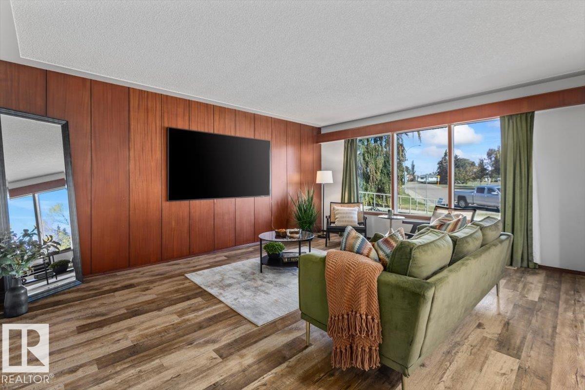 7627 128a Av Nw Property Photo 7