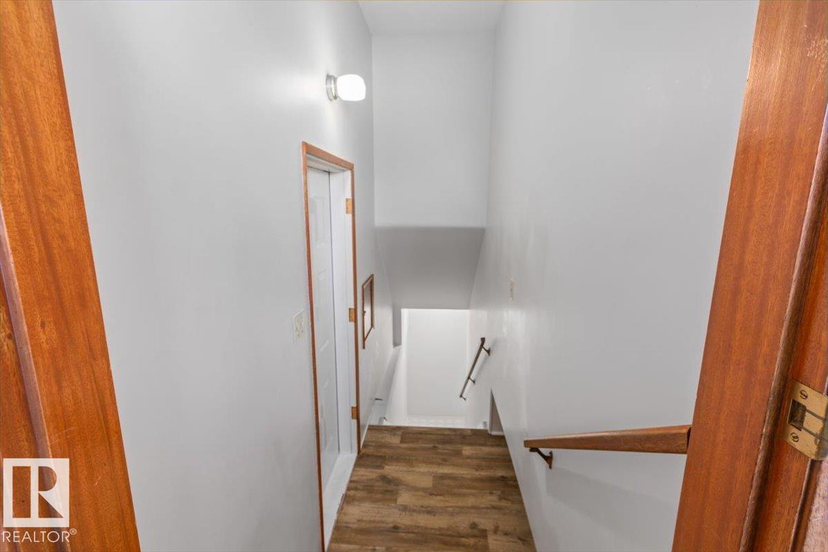 7627 128a Av Nw Property Photo 24