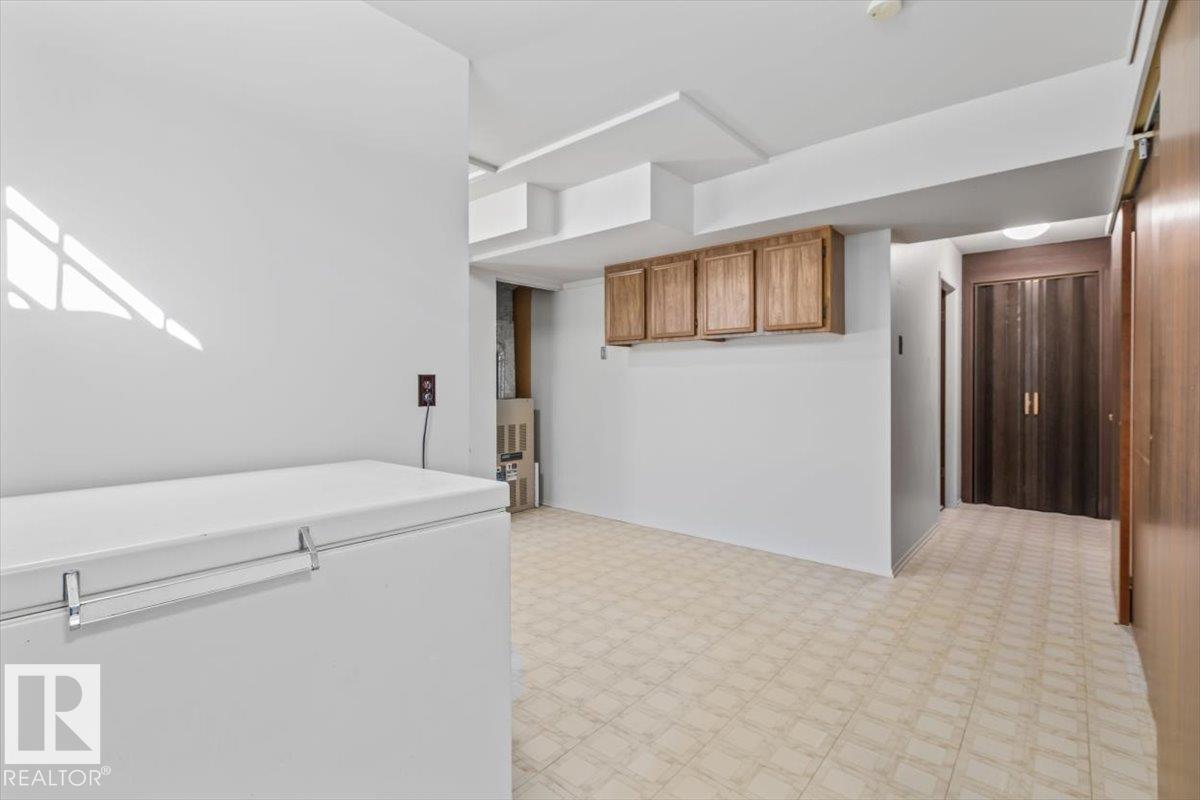 7627 128a Av Nw Property Photo 25