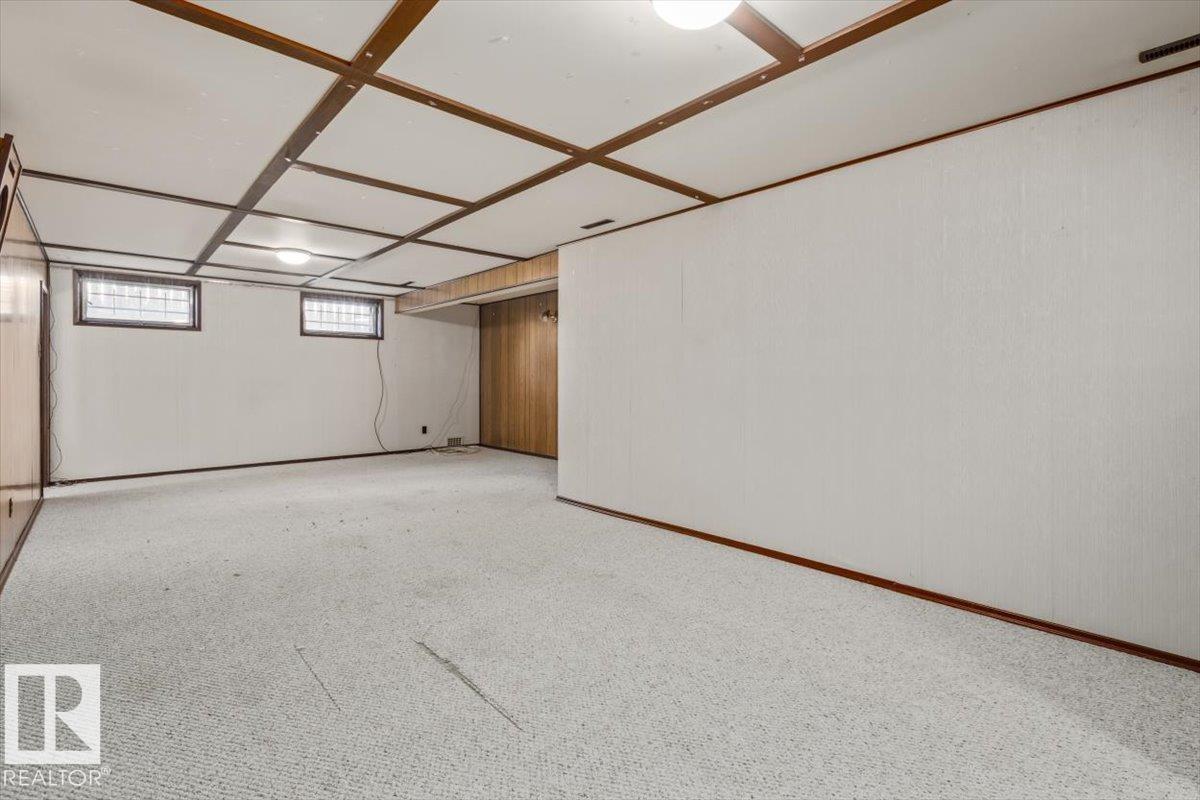 7627 128a Av Nw Property Photo 29
