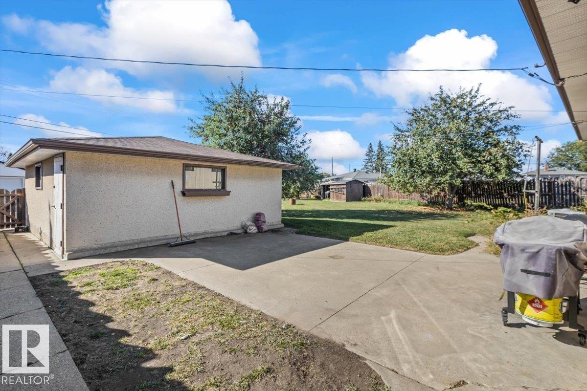 7627 128a Av Nw Property Photo 35