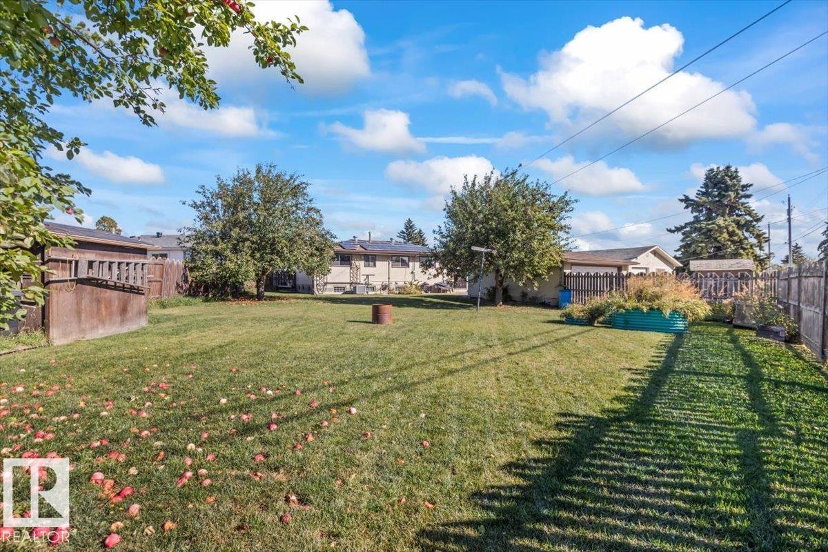 7627 128a Av Nw Property Photo 38