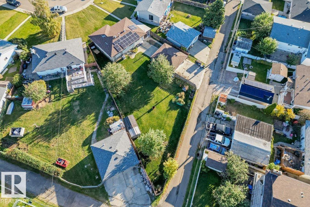 7627 128a Av Nw Property Photo 42