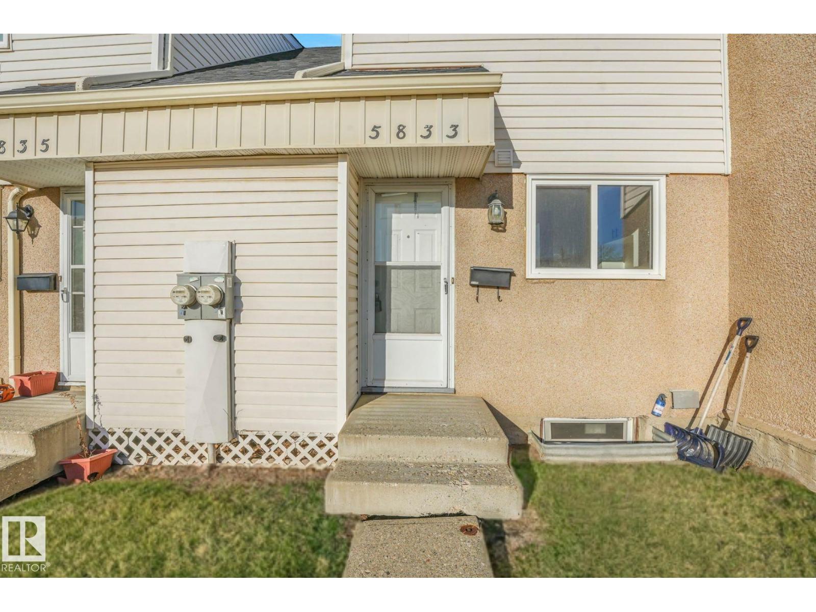 5833 Riverbend Rd Nw Property Photo 45