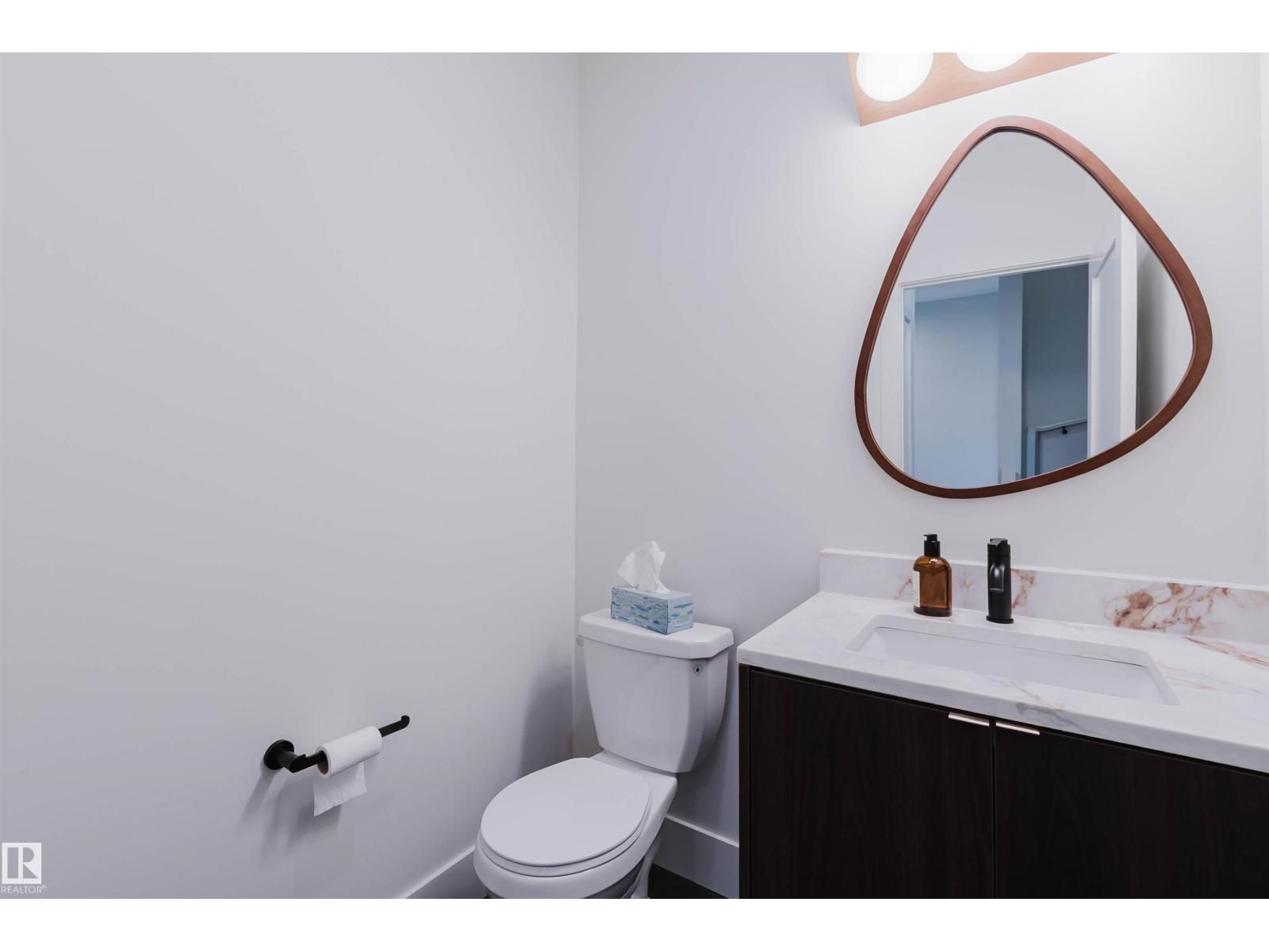 22 Clichy Cl Property Photo 3