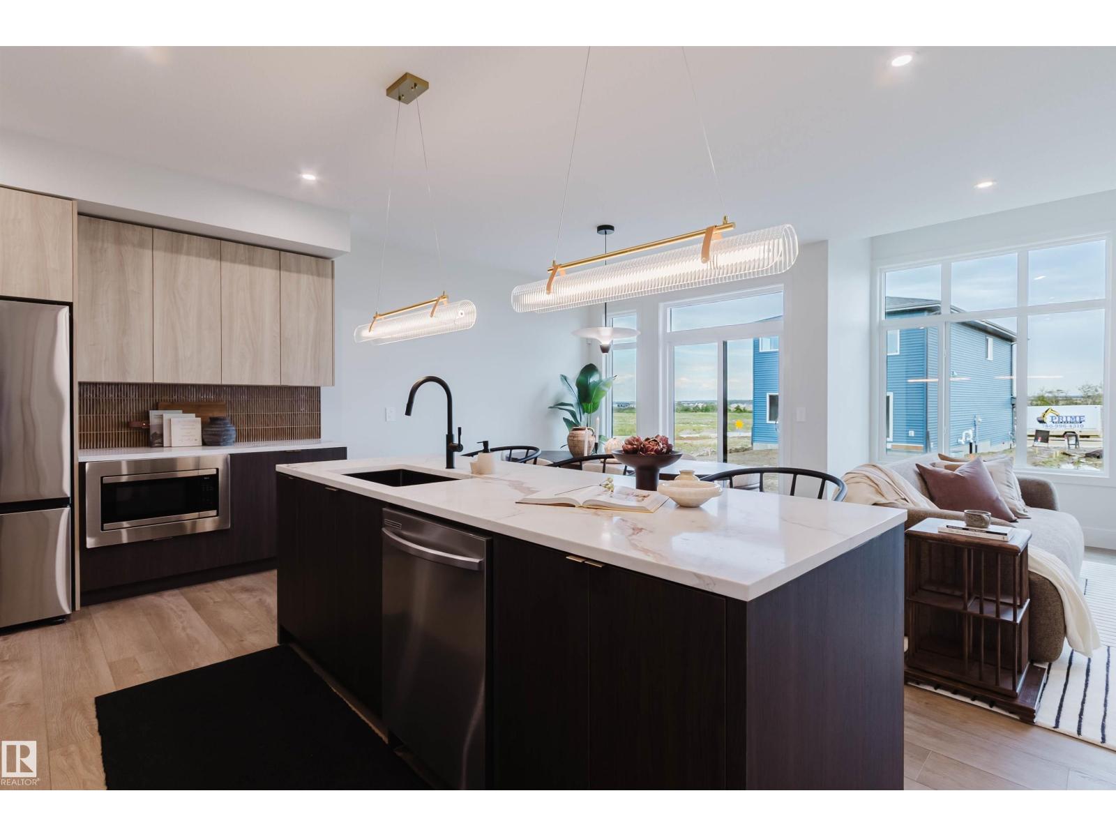 22 Clichy Cl Property Photo 5