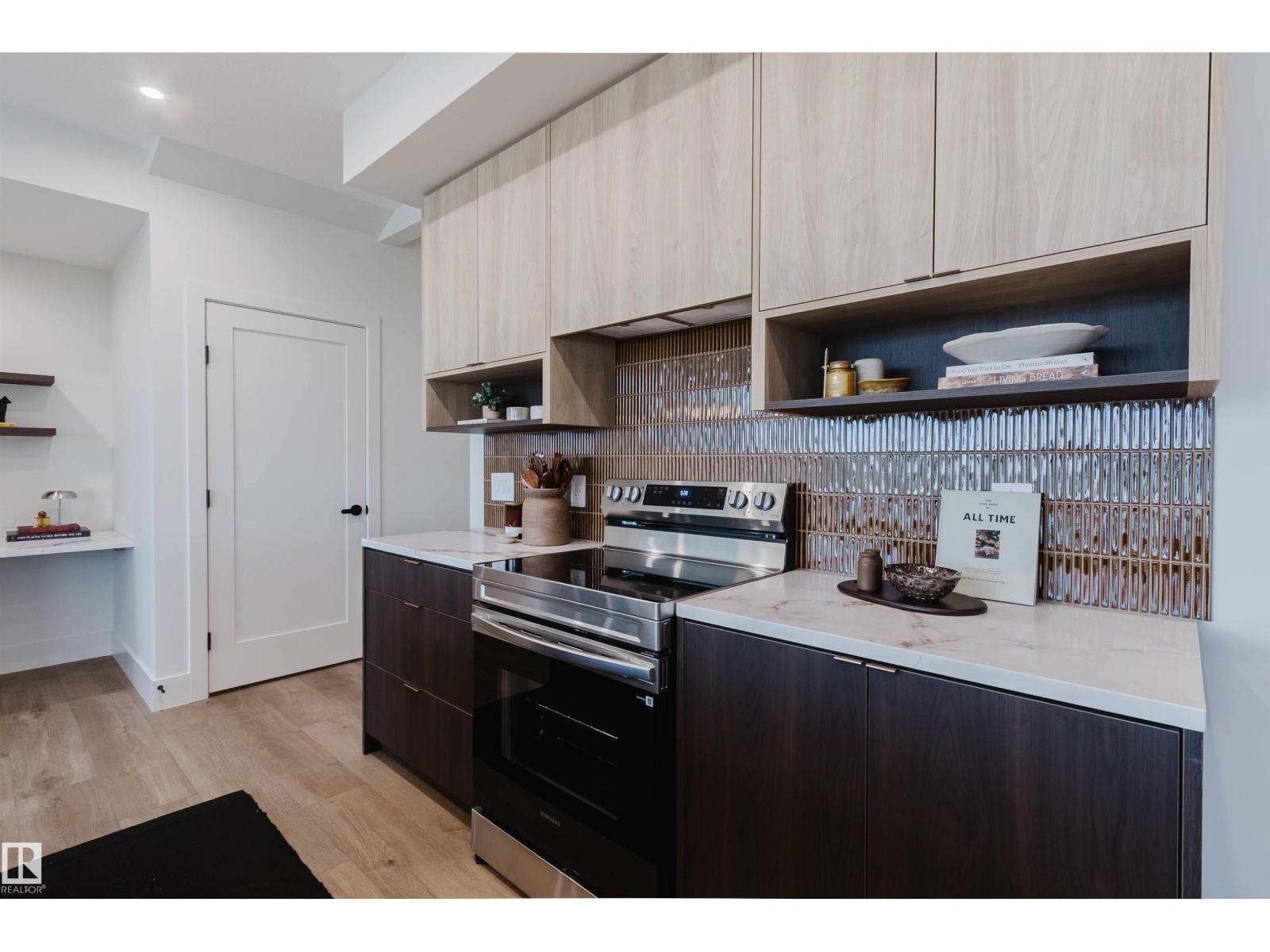 22 Clichy Cl Property Photo 10