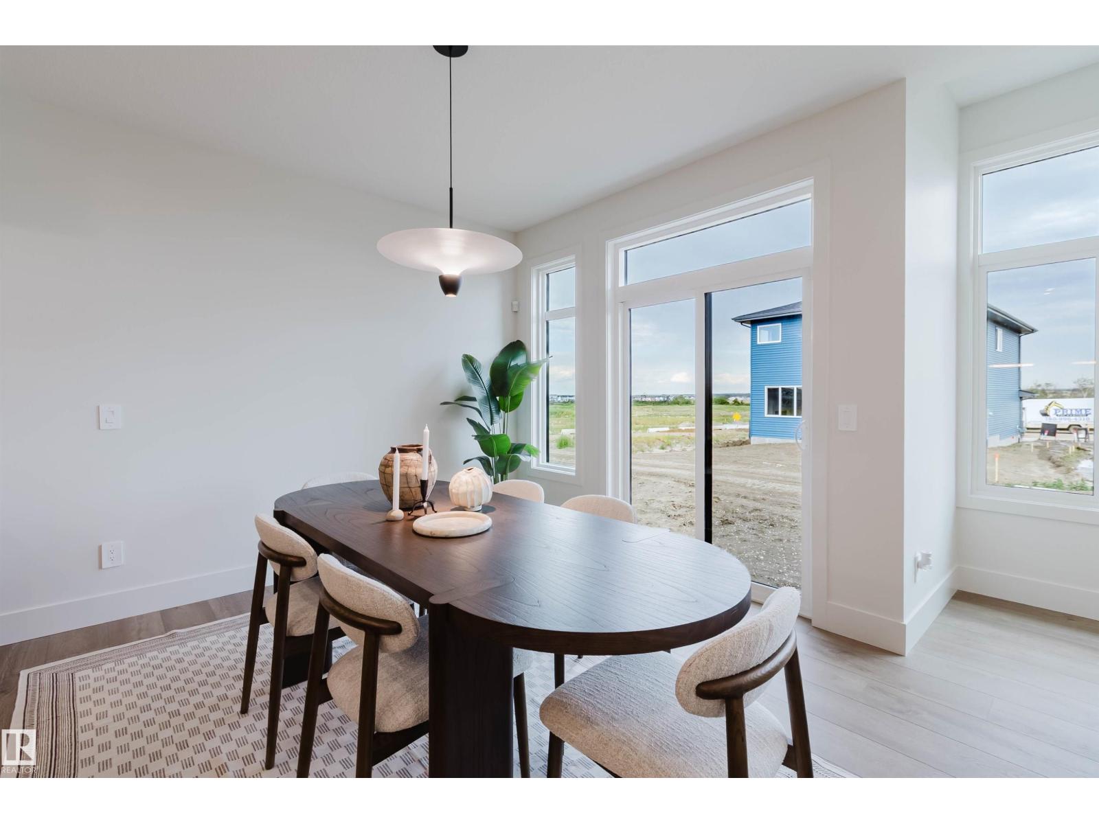22 Clichy Cl Property Photo 16