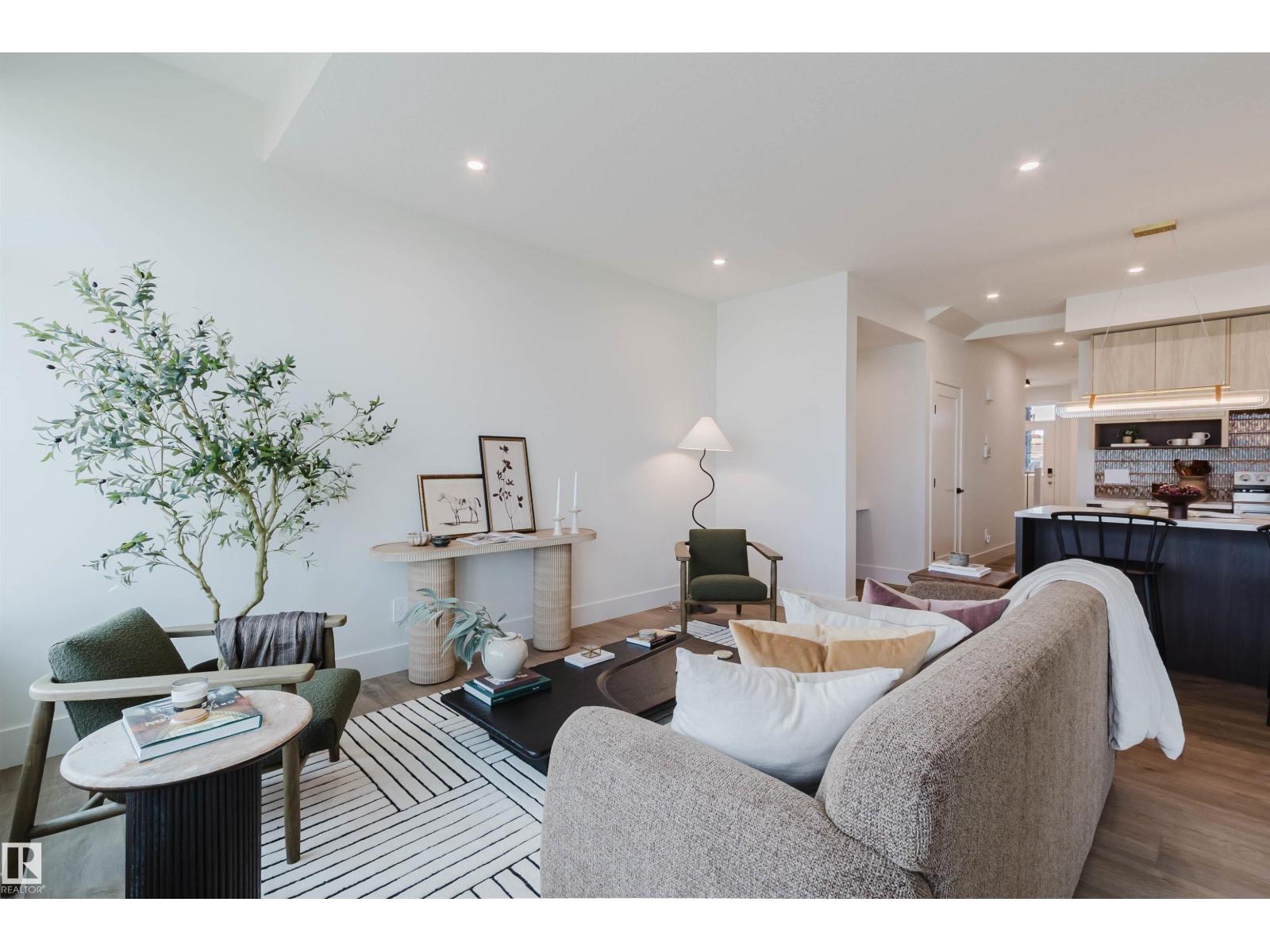 22 Clichy Cl Property Photo 21