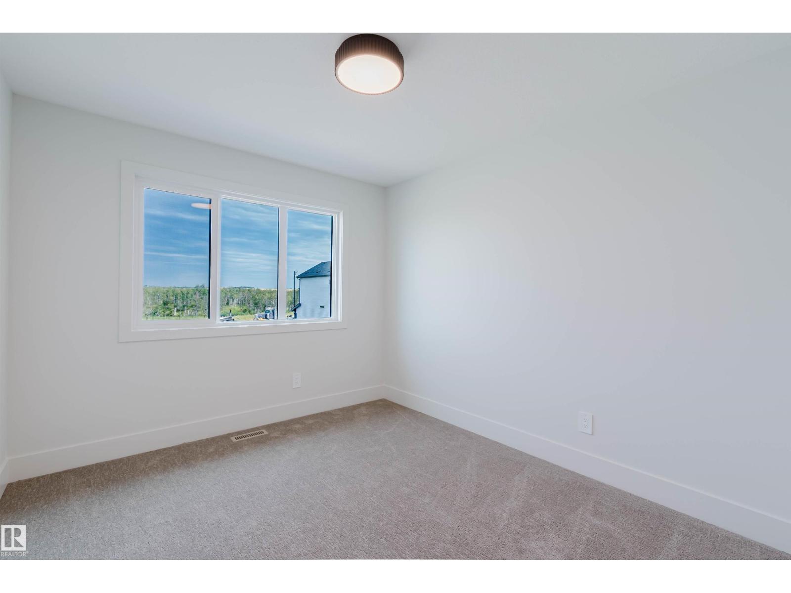 22 Clichy Cl Property Photo 27