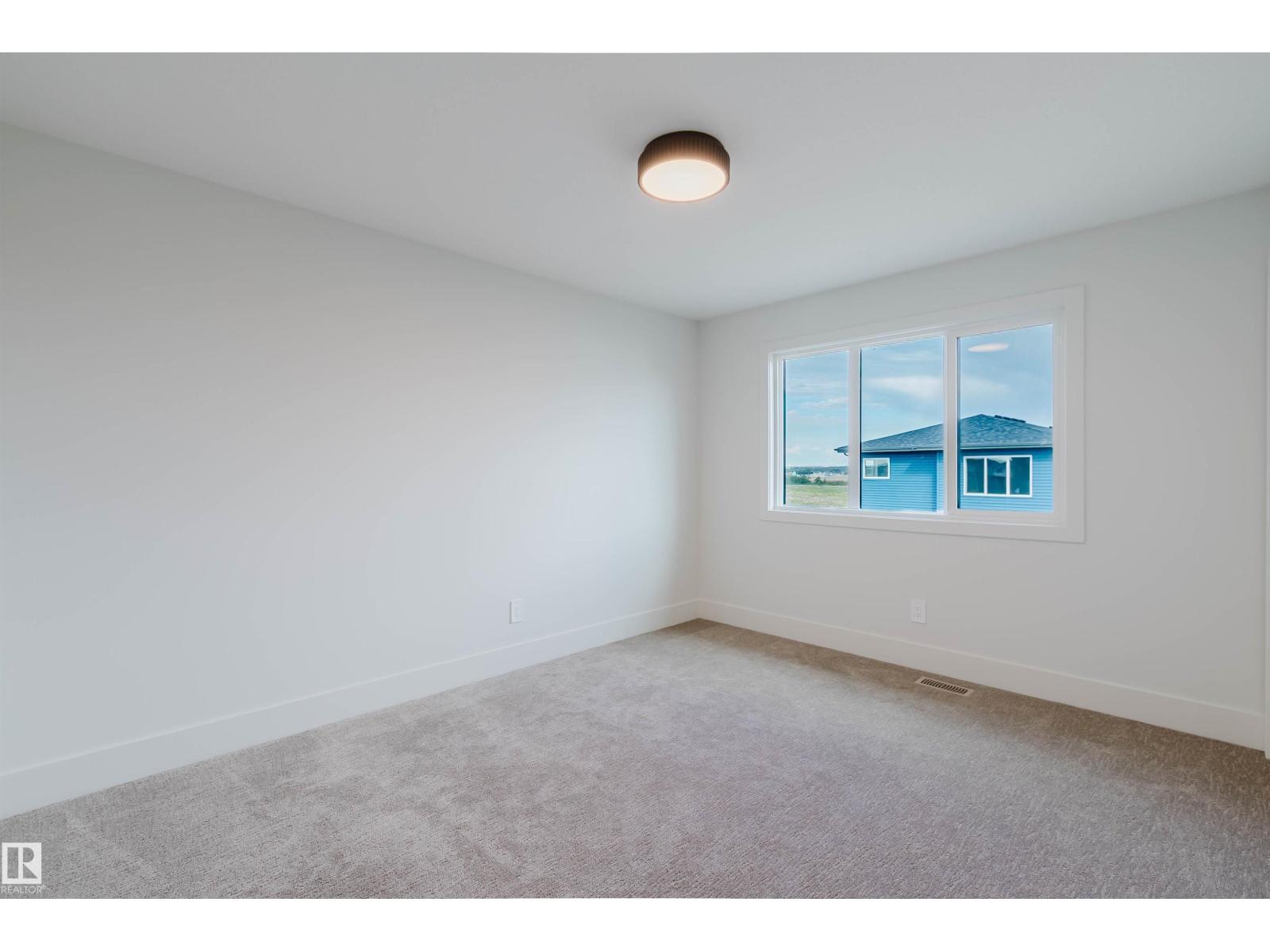 22 Clichy Cl Property Photo 28