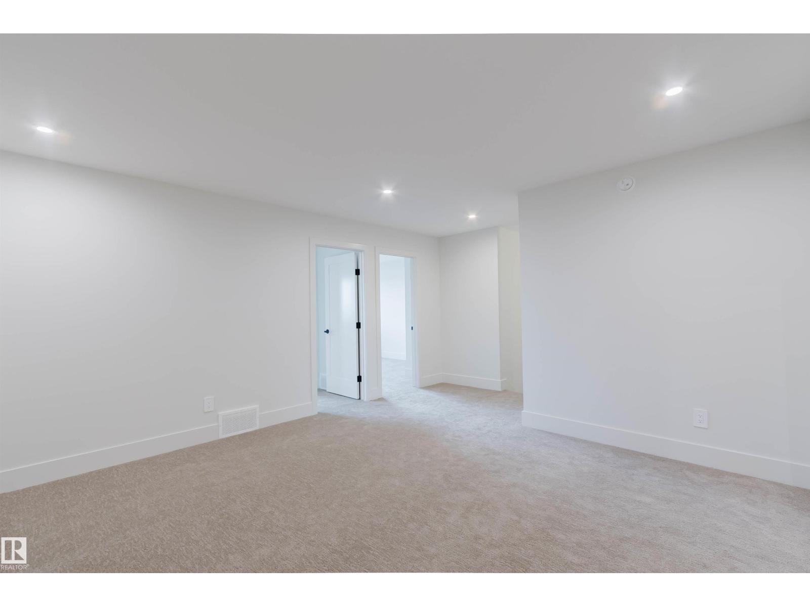 22 Clichy Cl Property Photo 30