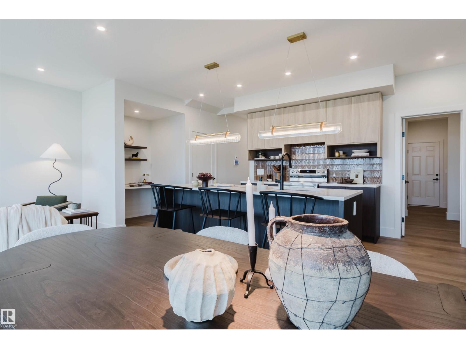 22 Clichy Cl Property Photo 38