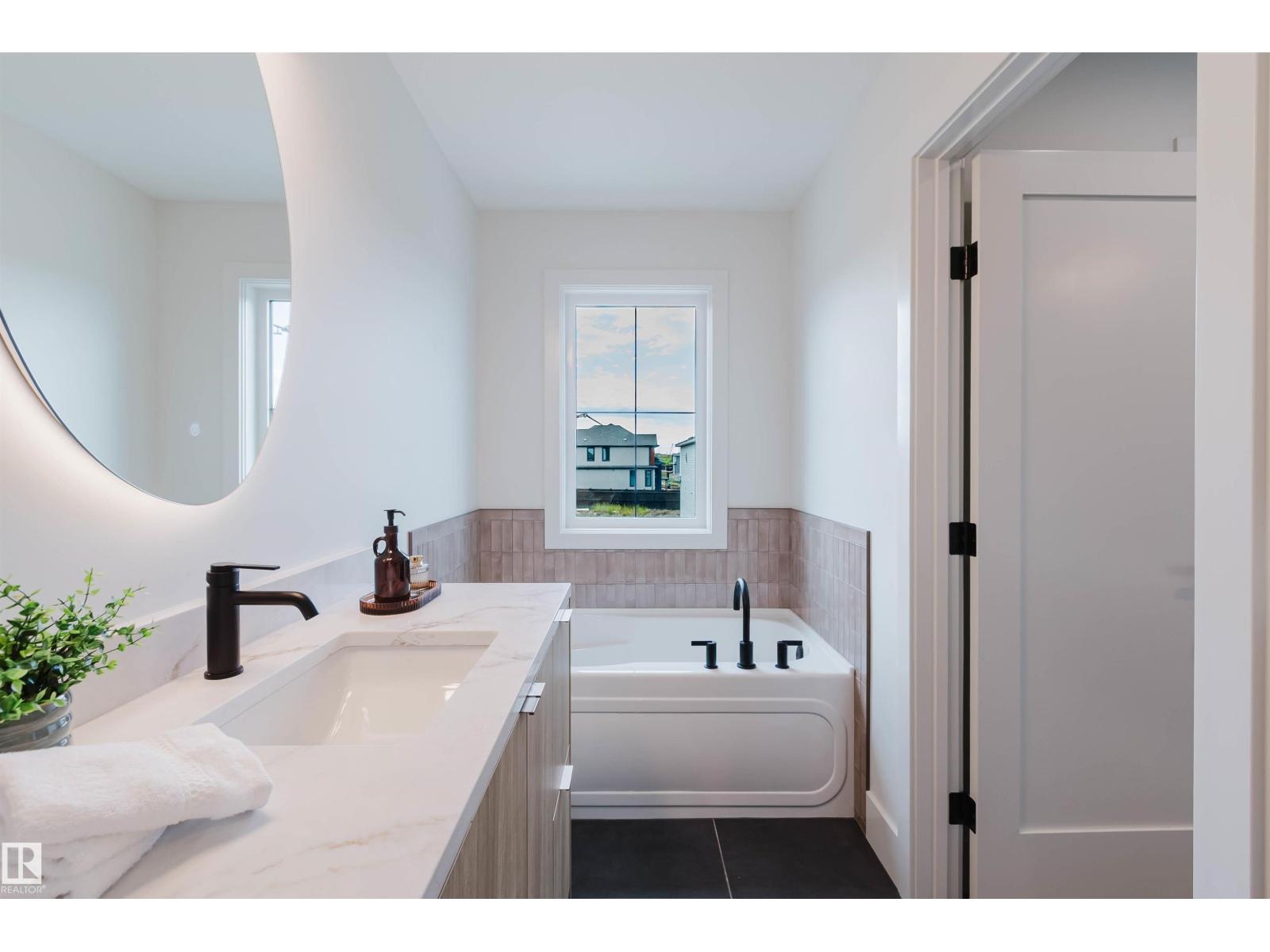 22 Clichy Cl Property Photo 43