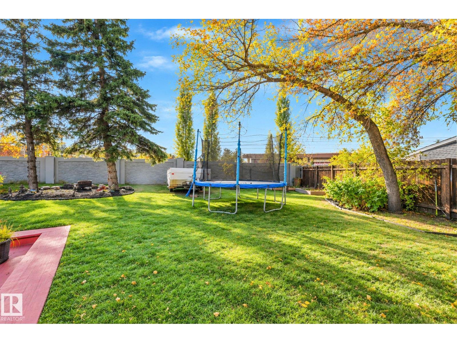 265 Grand Meadow Cr Nw Property Photo 24
