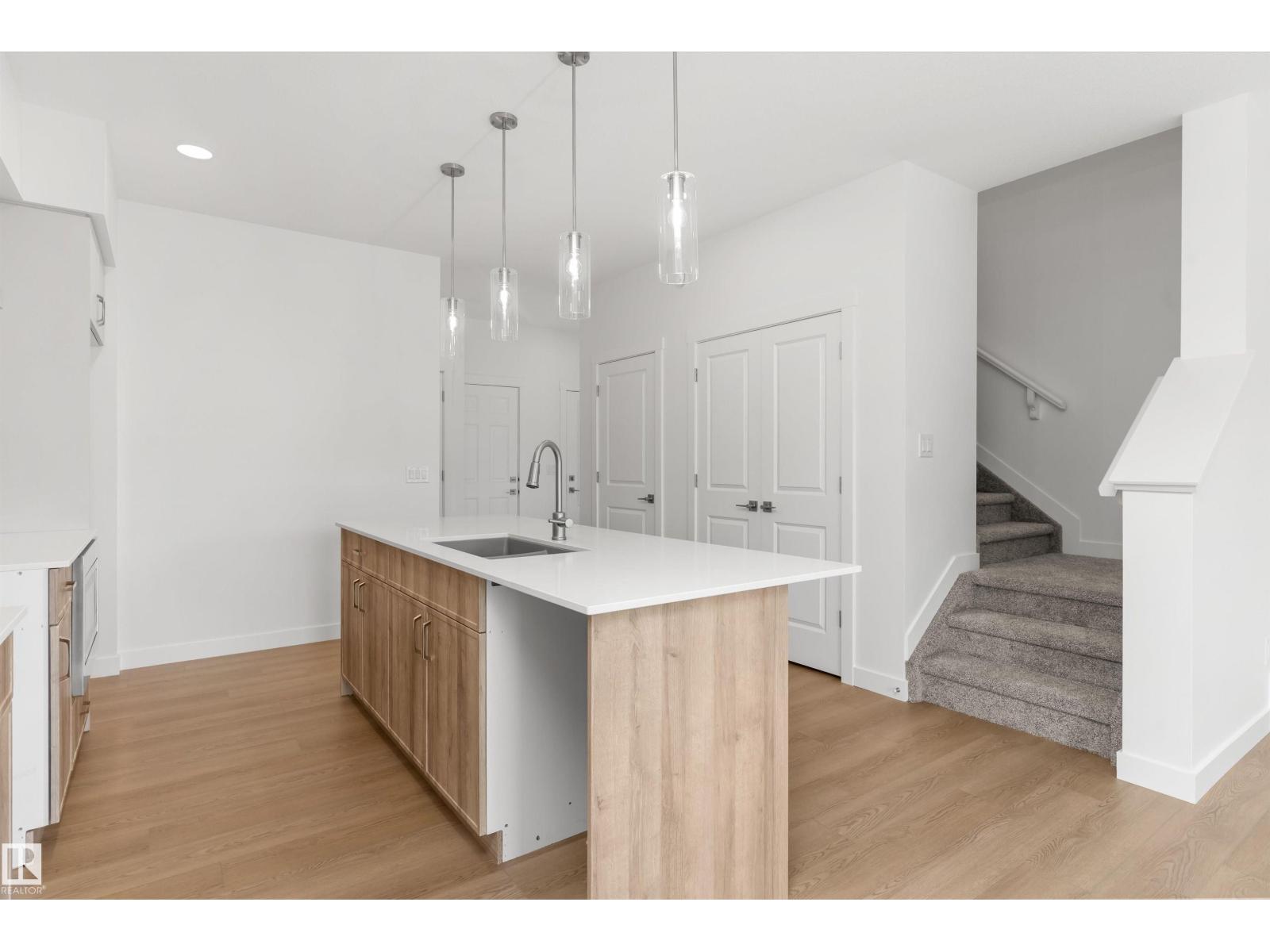 1054 Cristall Cr Sw Property Photo 9