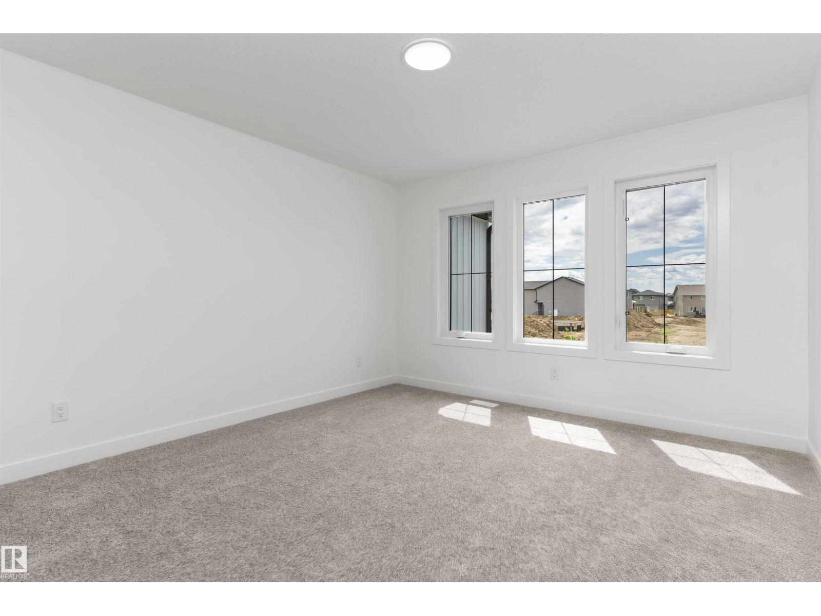 1054 Cristall Cr Sw Property Photo 21