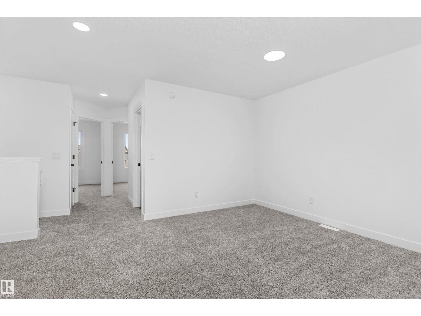 1066 Cristall Cr Sw Property Photo 31