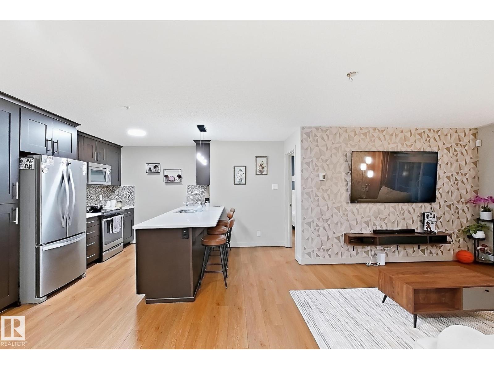 #116 4008 Savaryn Dr Sw Sw Property Photo 5