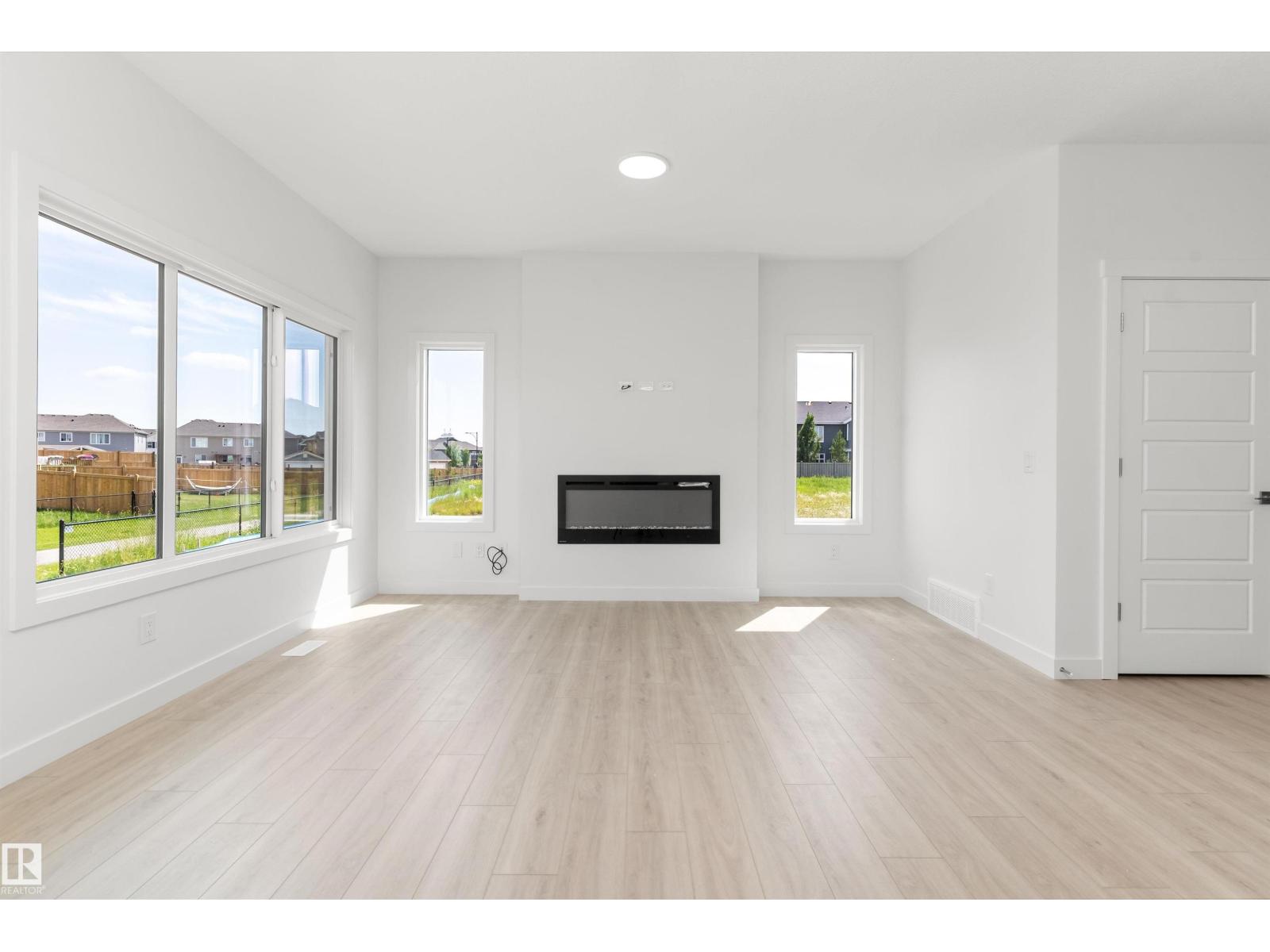 5047 Cawsey Li Sw Property Photo 5
