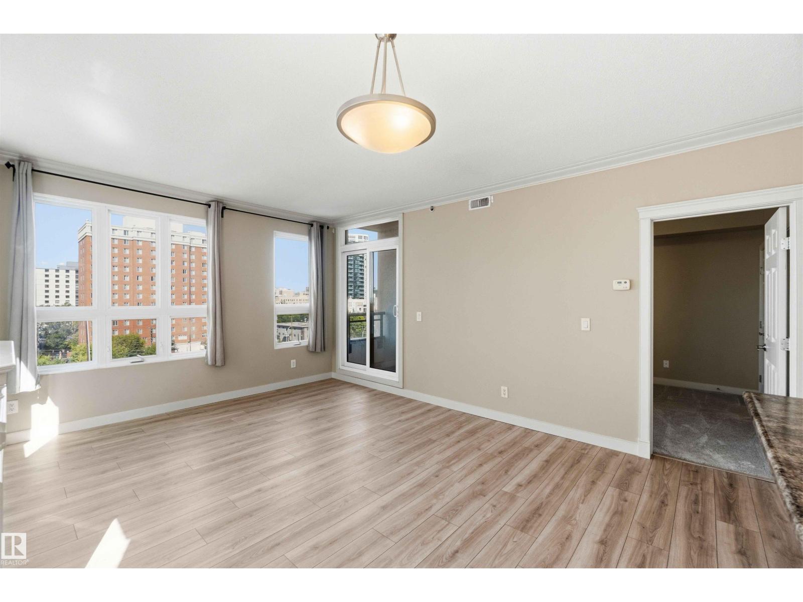 #708 9939 109 St Nw Property Photo 23