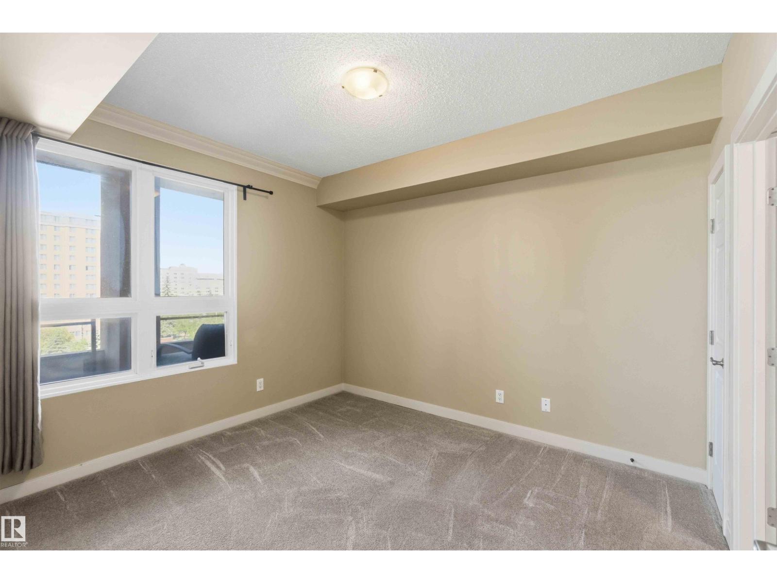 #708 9939 109 St Nw Property Photo 27