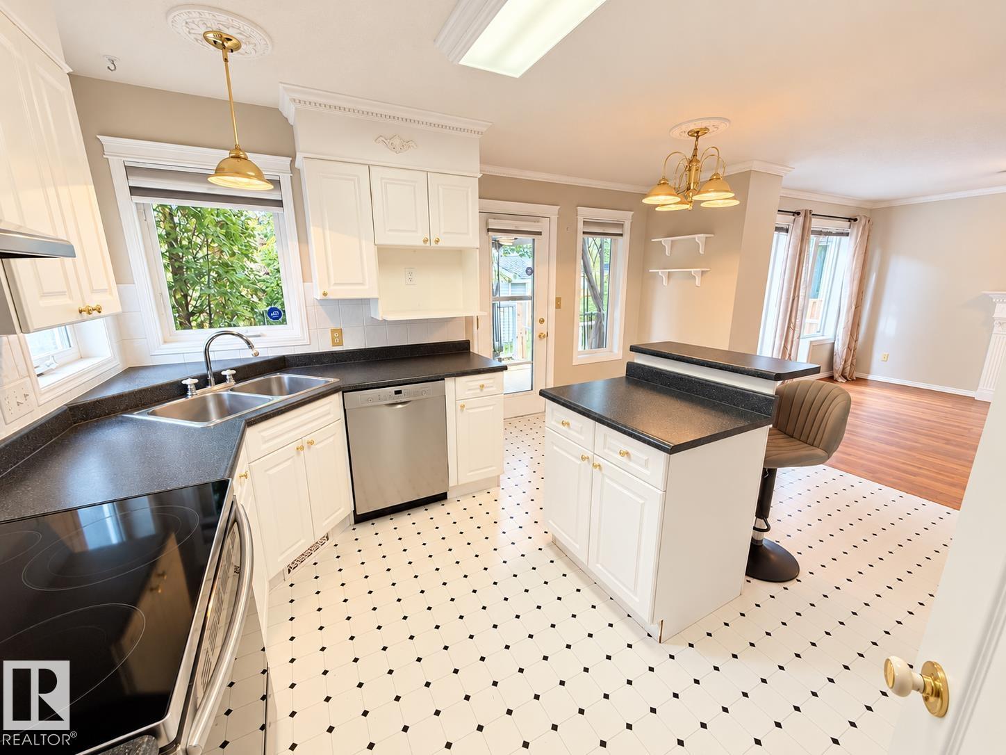 3 Hardcastle Pl Property Photo 21